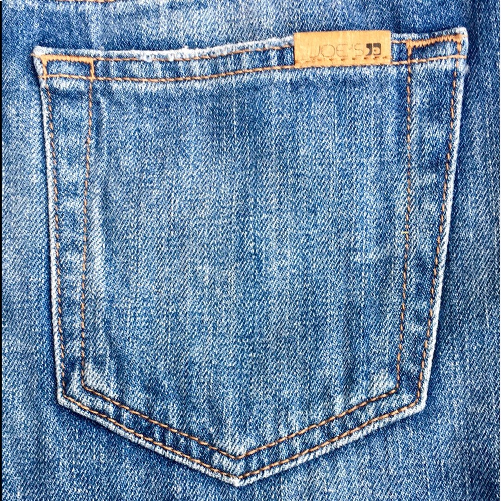 JOE’S DENIM JEAN SHORTS SLIGHTLY DISTRESSED - Picture 12 of 15